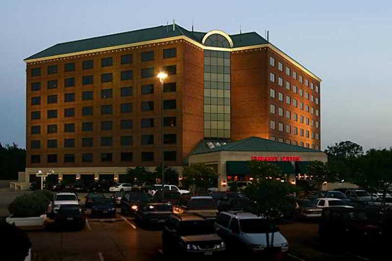 Embassy Suites By Hilton Dallas-Love Field Exterior photo
